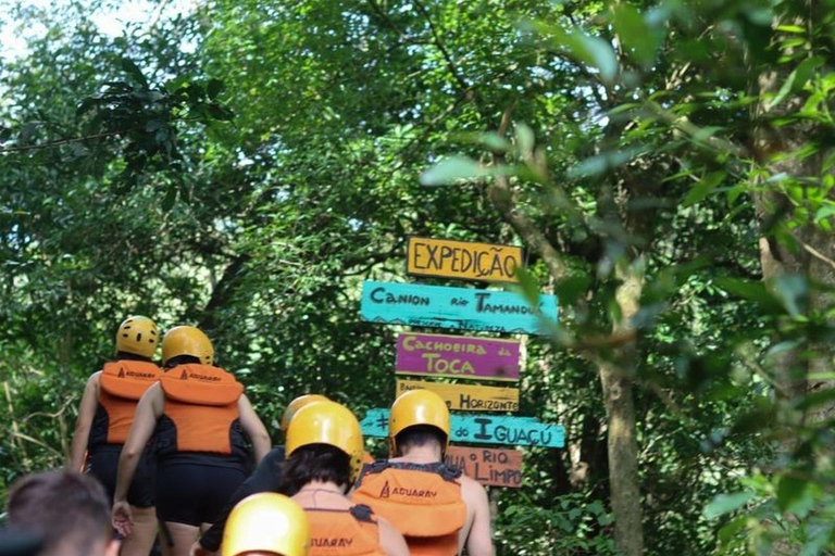 Foz do Iguaçu: Guided Canoeing and Waterfalls Expedition