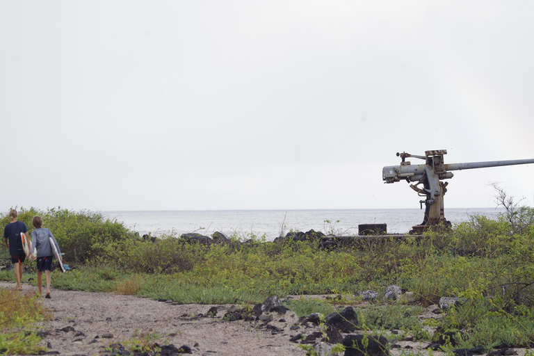 San Cristóbal: Private Surf Lesson for Beginners