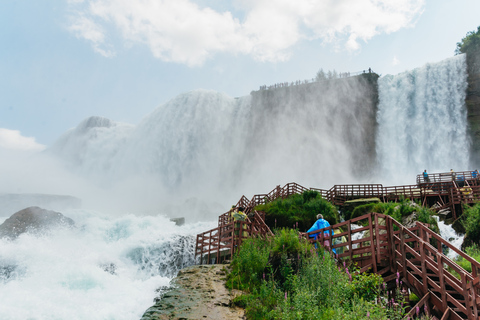 Cataratas do Niágara: Caverna dos Ventos, Passeio de Barco, &amp; Passeio de TrolleyCataratas do Niágara: Tour guiado com barco, caverna e carrinho e guia