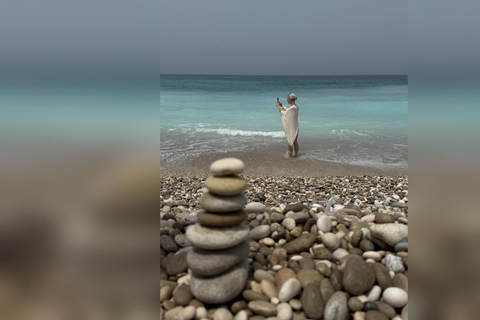 Muscat: Wadi Shab, Fins Beach, & Bimmah Sinkhole Tour