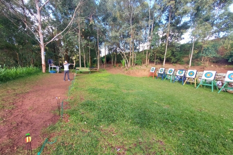 Bullseye Bliss, łucznicza przygoda w górach Kigali