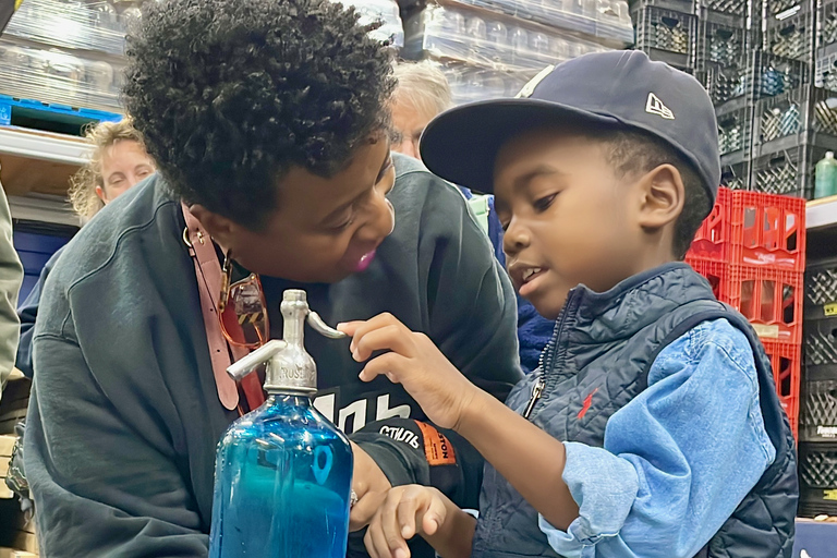 Brooklyn: Brooklyn Seltzer Museum & Factory Tour & Tasting