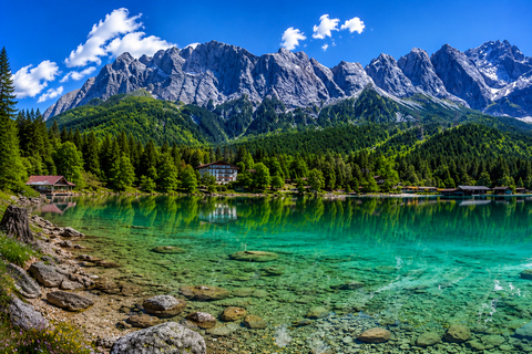 Munich: Zugspitze & eibsee, Neushwenstein & Alpsee + Austria Group : Zugspitze & eibsee, Neushwenstein & Alpsee + Austria