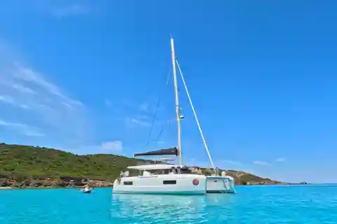 L'ile-rousse Corsica : Catamaran day trip Agriates Desert