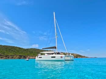 L'ile-rousse Corsica : gita in catamarano nel deserto di Agriates