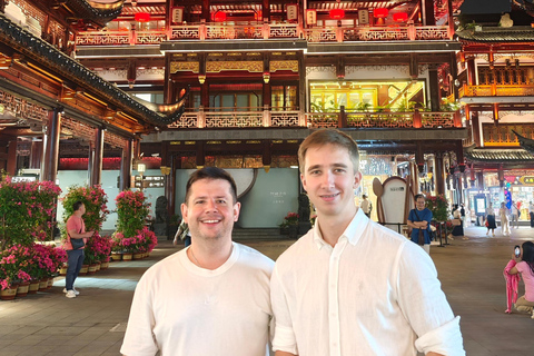 Shanghai Night Tour: Old Town, Local Dinner & Rooftop Bar