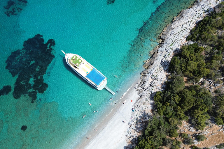 Kuşadası: Premium Full-Day Boat Trip with Lunch & Drinks Premium Boat Trip(Lunch & Soft Drinks During Lunch Included)
