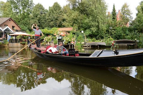 Stade - Exclusive 1.5-hour ride on an original Venetian gondola