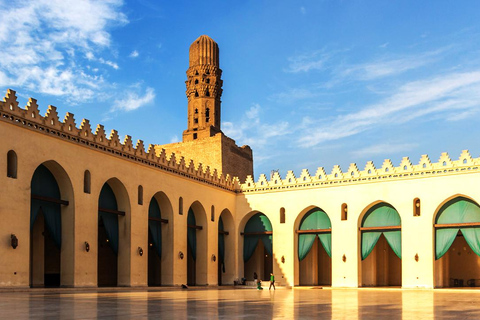 Cairo: Private Guided Tour to Bab al-Futuh & Old Cairo Gems! Tour, including Transportation and Italian Guide and Entry