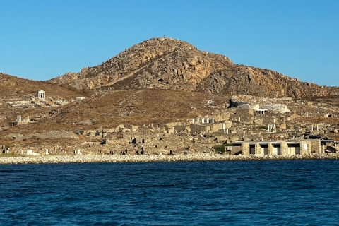 Mykonos: halbtägige Kreuzfahrt mit einem antiken Boot an der SüdküsteMykonos: Antikes Boot Halbtagestour Südstrände
