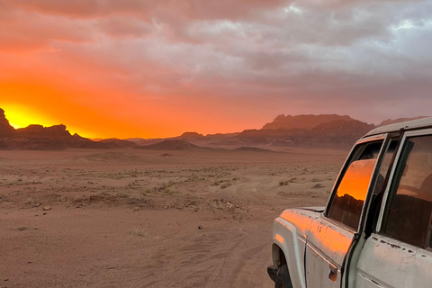 Wadi Rum Jeep Adventure: Morning or Sunset Tour