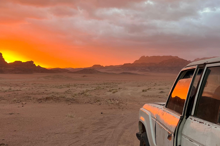 Wadi Rum Jeep Adventure: Morning or Sunset Tour