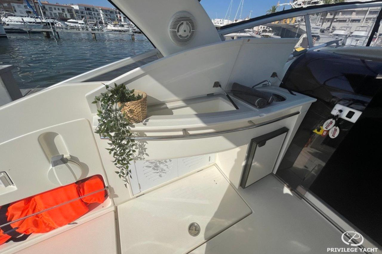 Mandelieu: Full day boat jet-ski paddle underwtaer scooter..