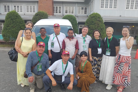 Kandy: Tuk-Tuk Sights, Culture, Shopping & Treatment