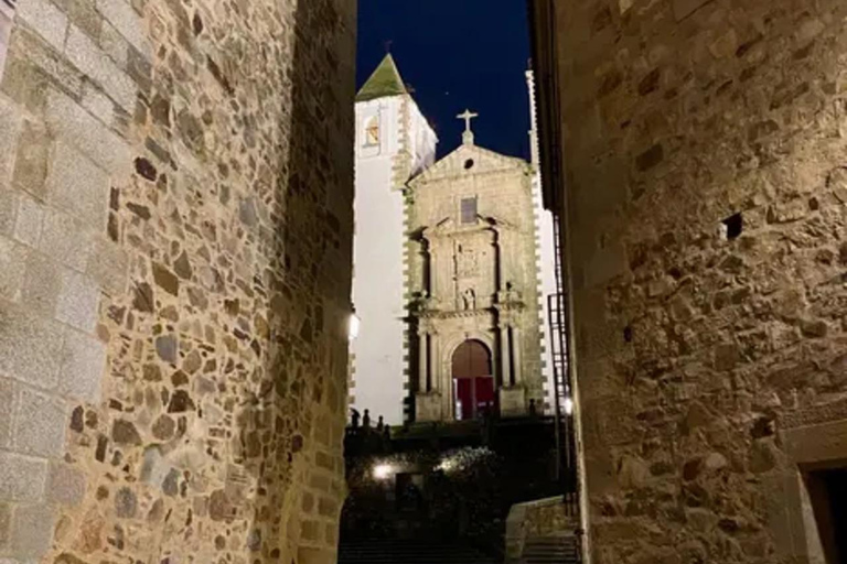 Cáceres: A Night Tour of Mysteries and Enigmas Evening tour of the mysteries and enigmas of Cáceres