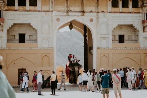Vanuit Delhi: 2-daagse Gouden Driehoek Tour naar Agra en JaipurPrivérondreis met 3 sterren hotels