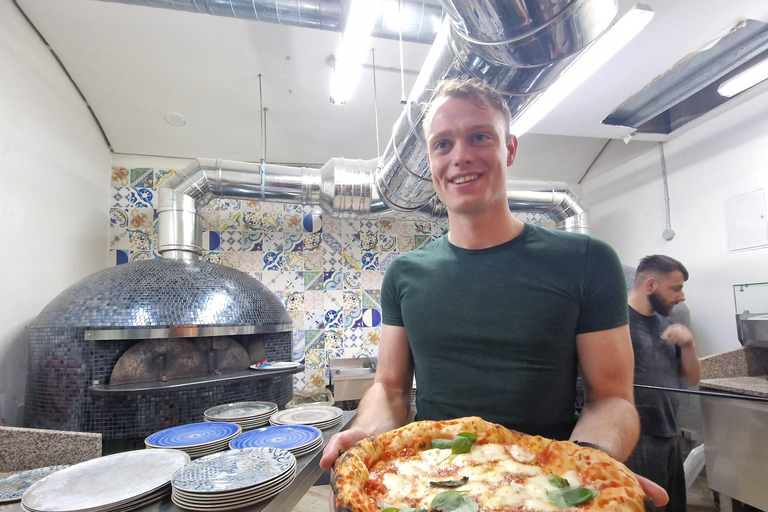 Napoli: Corso di preparazione della pizza con un pizzaiolo locale