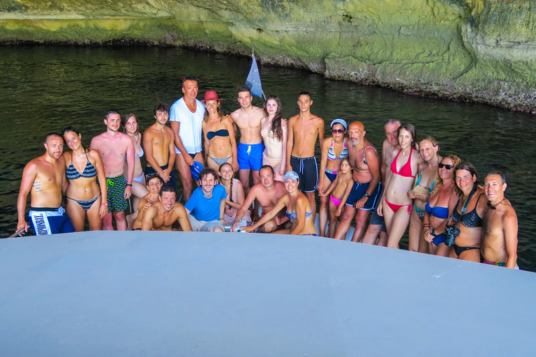 Lampedusa: Yacht excursion, swimming stops and typical lunch