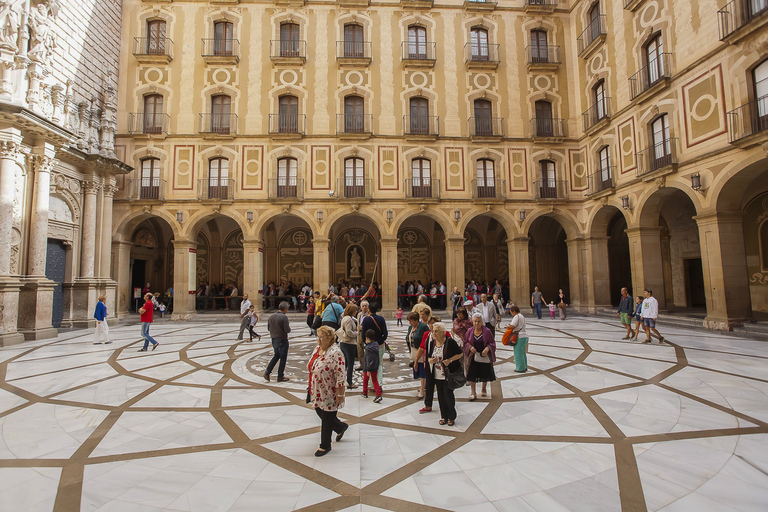 Tot Montserrat: Transport, Museum Tickets, and Lunch