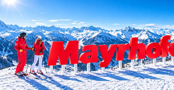 From Munich: Mayrhofen Ski Day Trip with Equipment Rental