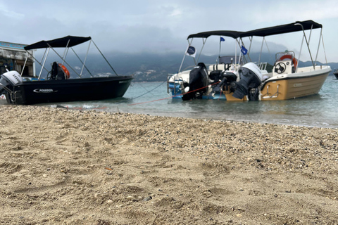 Exploration du parc marin de Laganas avec un bateau VIP