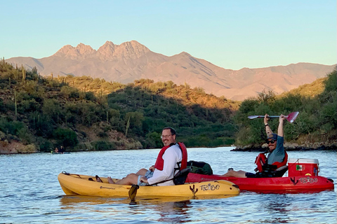 Phoenix/Mesa: Guided Kayaking Trip on Saguaro Lake Phoenix and Mesa: Guided Trip on Saguaro Lake