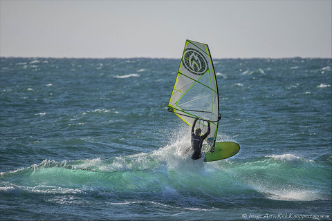 Cabrillo beach, LA county: 2 hour Windsurfing lesson