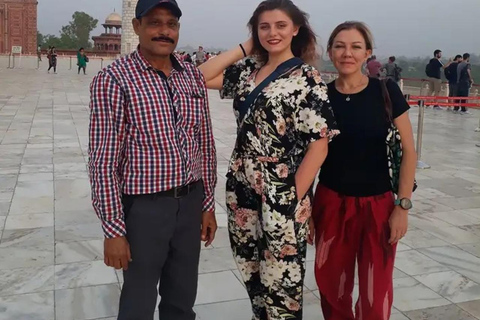 Delhi :-Best Private Agra's Taj Mahal and Red fort tour