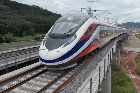 Train to Luang Prabang (One Day Transfer)