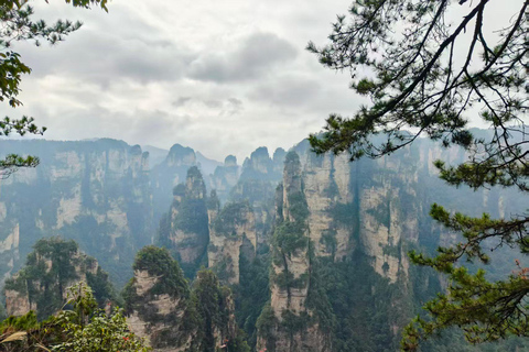 From Guilin: 6-Day Guilin, Fenghuang, and Zhangjiajie Tour 6-Day Guilin, Fenghuang, and Zhangjiajie Tour