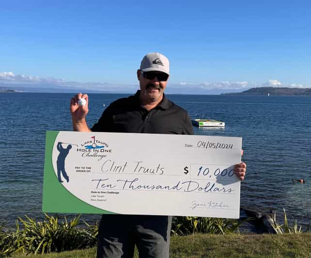 Lake Taupo: Hole in One Golf or Ball Blaster Challenge | GetYourGuide