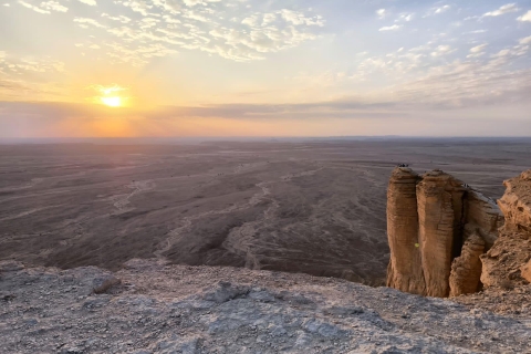 Rand van de wereld Riyad en bezoek aan de mysterieuze vleermuizengrot
