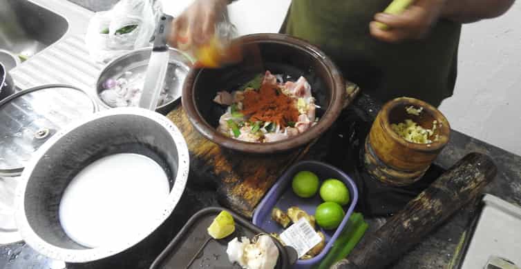 Food Tour Colombo - Pick and drop at the Hotel | GetYourGuide