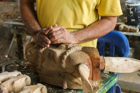 Kandy: All Include Wood Carving Workshop (Local by Tuk Tuk)