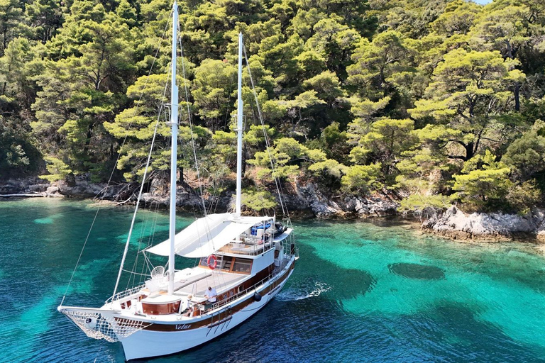 Brac/Hvar/Lagoa Azul - Excursão de um dia de barco