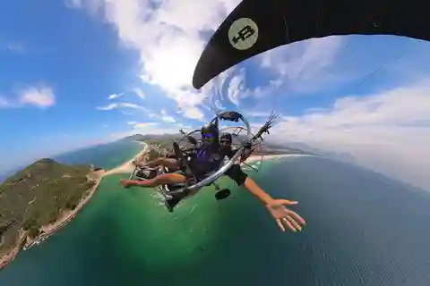 Rio de Janeiro: Paratrike Flight Over Praia da Reserva