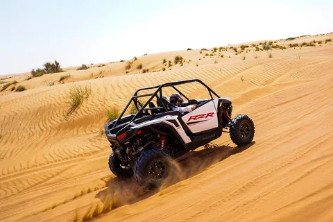 Dubai: Red Dune Desert, Dune Buggy Ride és BBQ svédasztalos vacsora