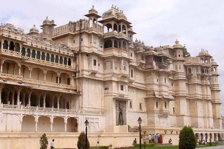 Transfer z Udaipur do Jaipur przez fort Chittorgarh