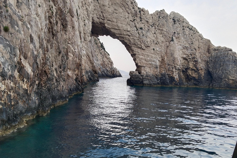 Zakynthos: Turtle Spotting, Marathonísi & Keri Caves Cruise