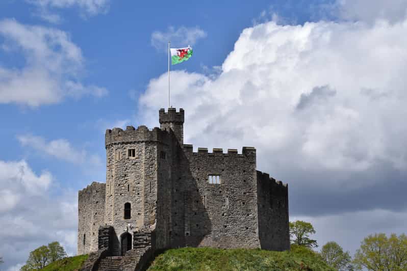 Cardiff & South Wales Private Day Tour: Three Welsh Castles
