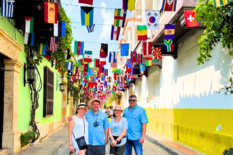 Cartagena: City History & Food Tour of Old Town & Getsemani