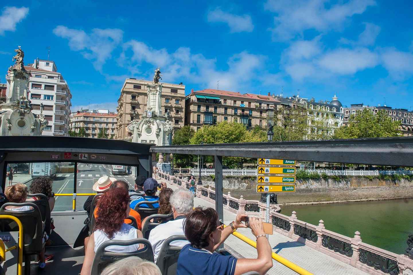 Tour en autobús turístico Hop-On Hop-Off por San Sebastián