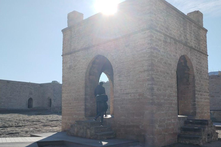 Gobustán, Volcanes de barro, Templo de fuego, Excursión a la Montaña de Fuego