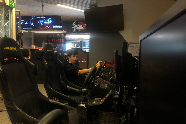 Drammen: Racing Center Simulator Experience Drammen: 3 hour Group Racing Center Simulator Experience