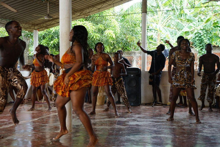 Cartagena: Dagtrip met gids naar San Basilio de Palenque