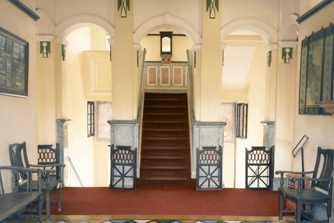 From Guangzhou: UNESCO Watchtowers & Ancient Villages Tour Guide for other languages