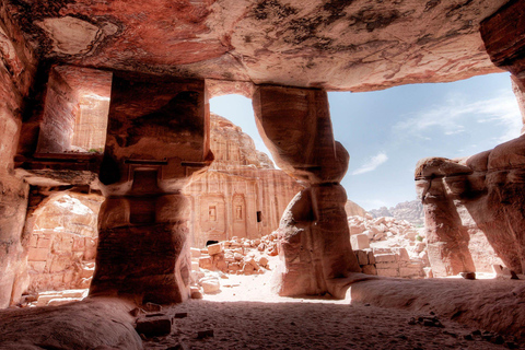 Private Day Tour to Petra and Dead Sea