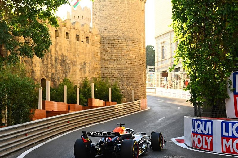 Baku: Formula 1 Azerbaijan Grand Prix Package