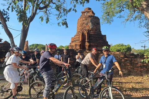 Bangkok:Ayutthaya: 3-in-1 Tour – Bike, Boat & Cooking