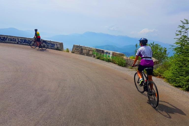 Excursión en bicicleta - Descenso desde el Mausoleo de Njegos hasta la bahía de Kotor